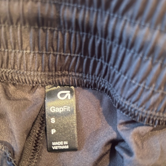 GapFit high rise runaround pants - Picture 4 of 4